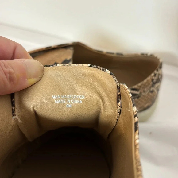 J/Slides Python Snake Print Tan Brown Faux Leather Low Top Slip On Sneakers Size - Picture 8 of 9